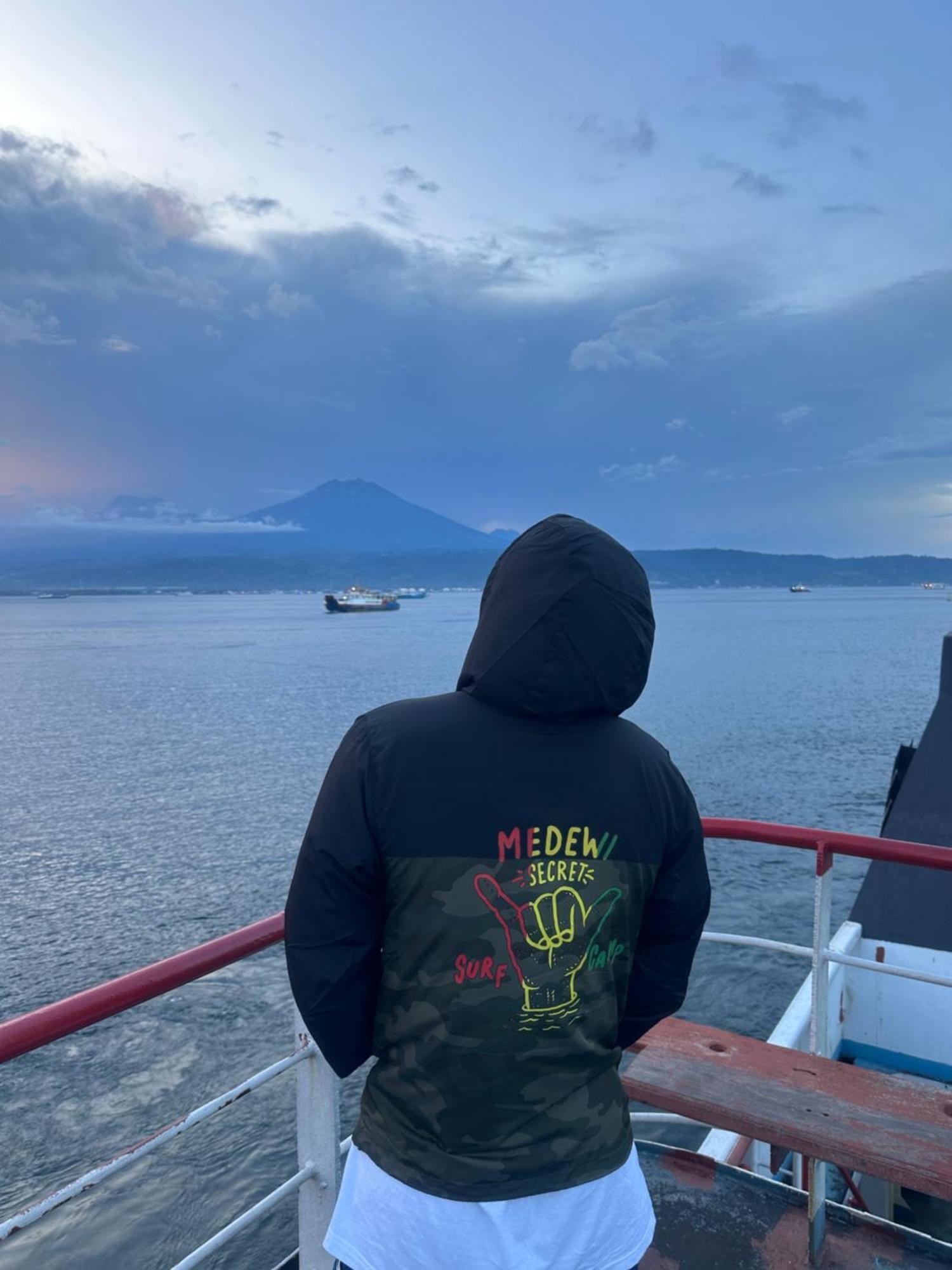 普卢坎 梅德威秘密冲浪营旅馆酒店 外观 照片