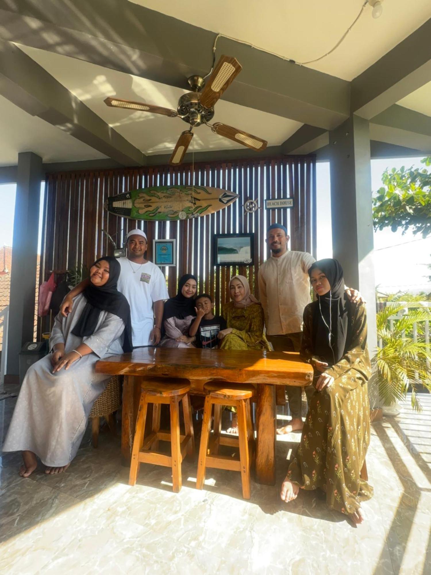 普卢坎 梅德威秘密冲浪营旅馆酒店 外观 照片