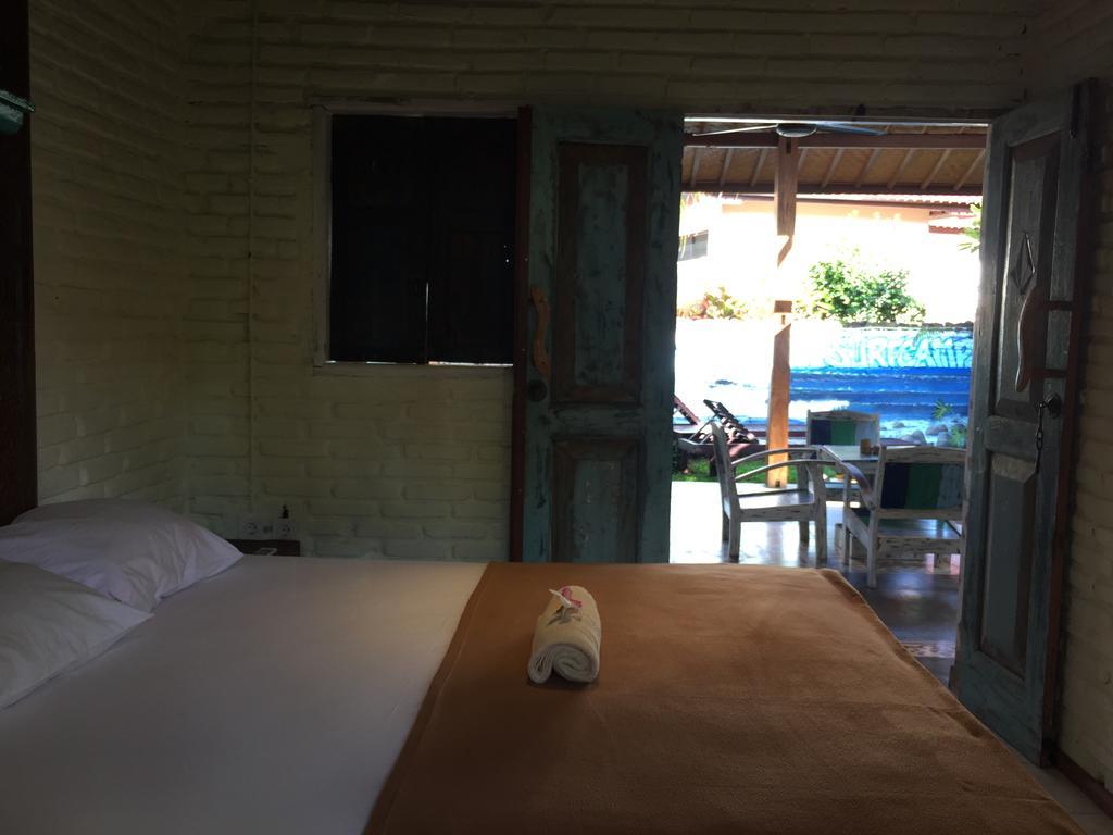 普卢坎 梅德威秘密冲浪营旅馆酒店 外观 照片